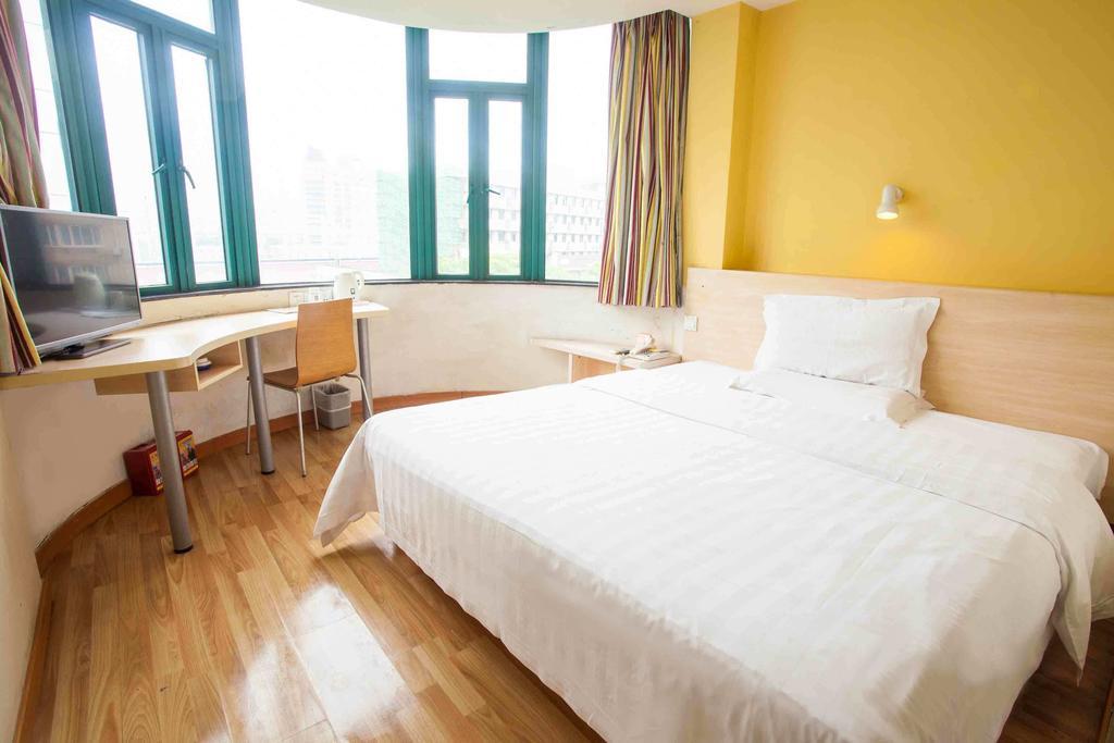 7Days Inn Hangzhou Xiasha Gaosha Subway Station Business Street Номер фото